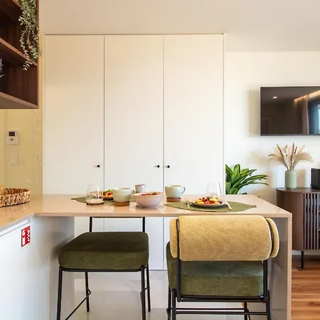 Hilcrown 39 By Lovelystay Vila Nova de Gaia