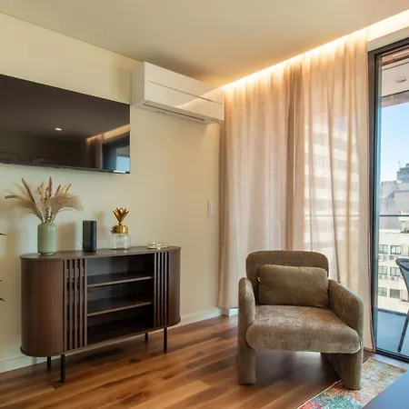 Hilcrown 39 By Lovelystay