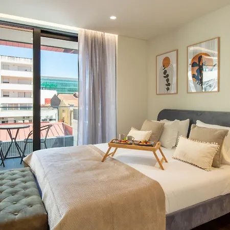 Hilcrown 39 By Lovelystay