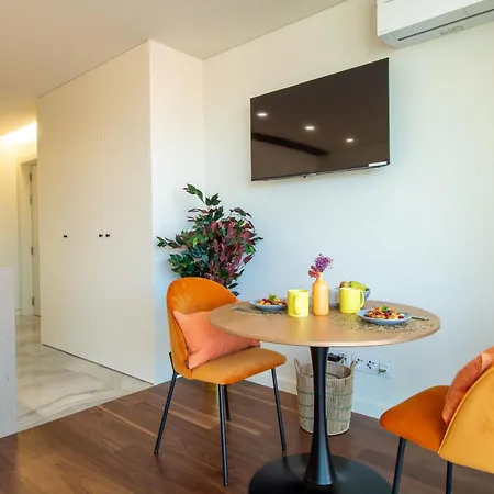 Hilcrown 39 By Lovelystay