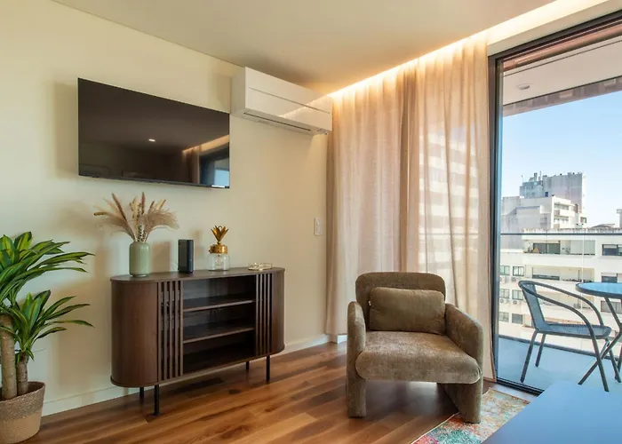 Hilcrown 39 By Lovelystay