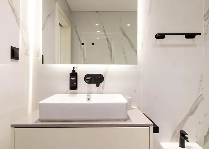 Hilcrown 39 By Lovelystay *