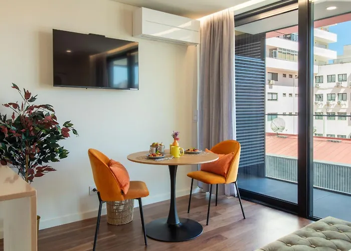 Hilcrown 39 By Lovelystay *